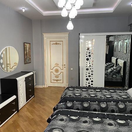 Park Azure Louvre Apartment Baku Exterior foto