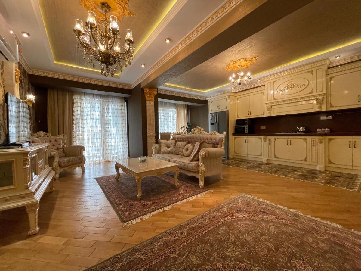Park Azure Louvre Apartment Baku Exterior foto