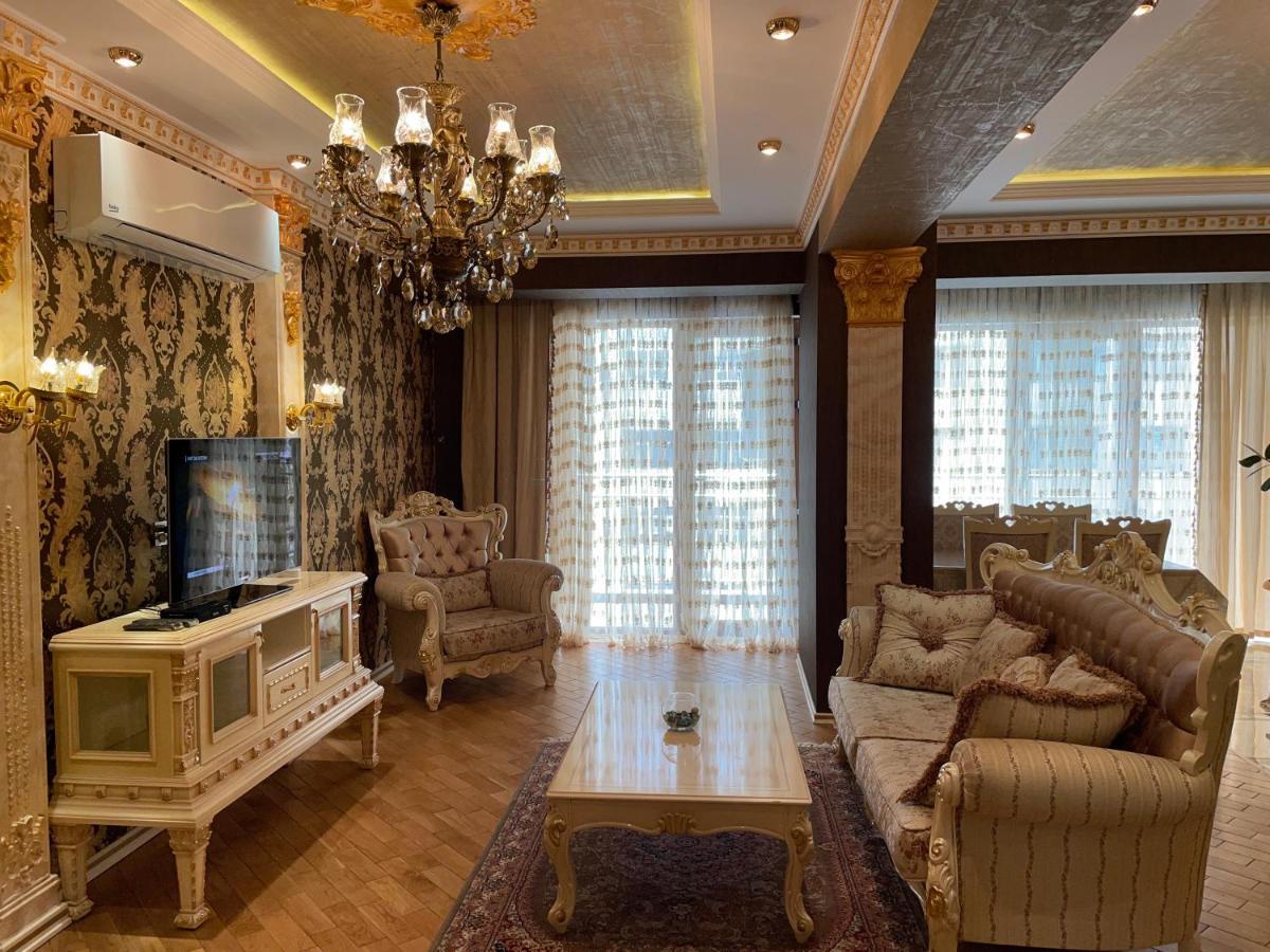 Park Azure Louvre Apartment Baku Exterior foto